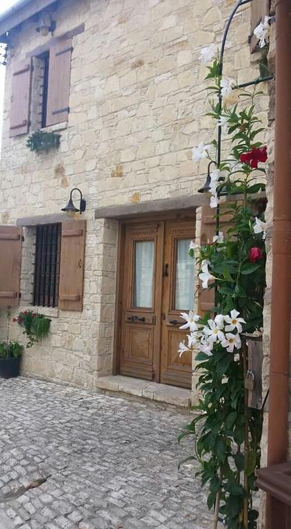 Lofou Traditional Stone House Екстериор снимка